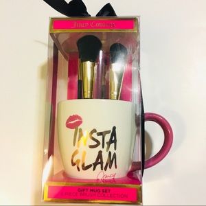 Juicy Couture Make up Brushes & Mug Set